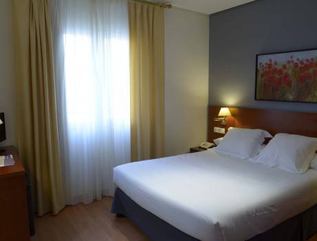 Habitación Doble Económica Hotel TRH Ciudad de Baeza en Baeza