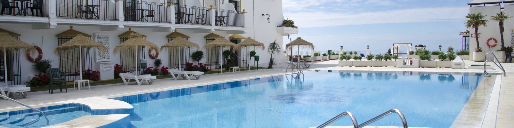 Piscina Hotel TRH Mijas