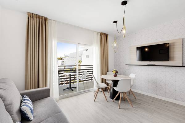 Suite de 2 adultos Hotel Palmanova Suites by TRH en Magaluf