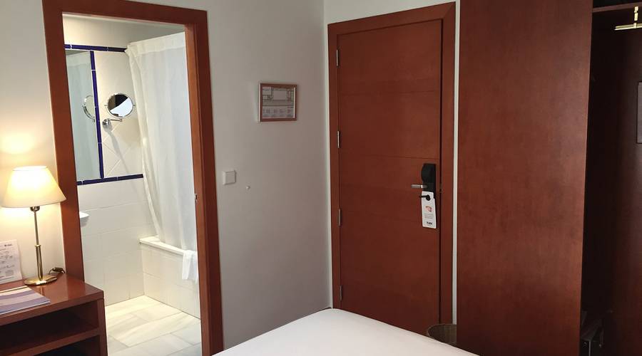 HABITACIÓN INDIVIDUAL Hotel TRH Ciudad de Baeza en Baeza