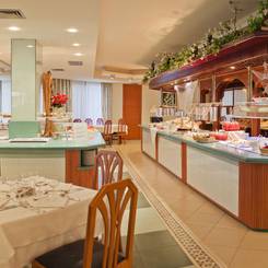 DESAYUNO BUFFET Hotel TRH Jardín del Mar - Santa Ponsa